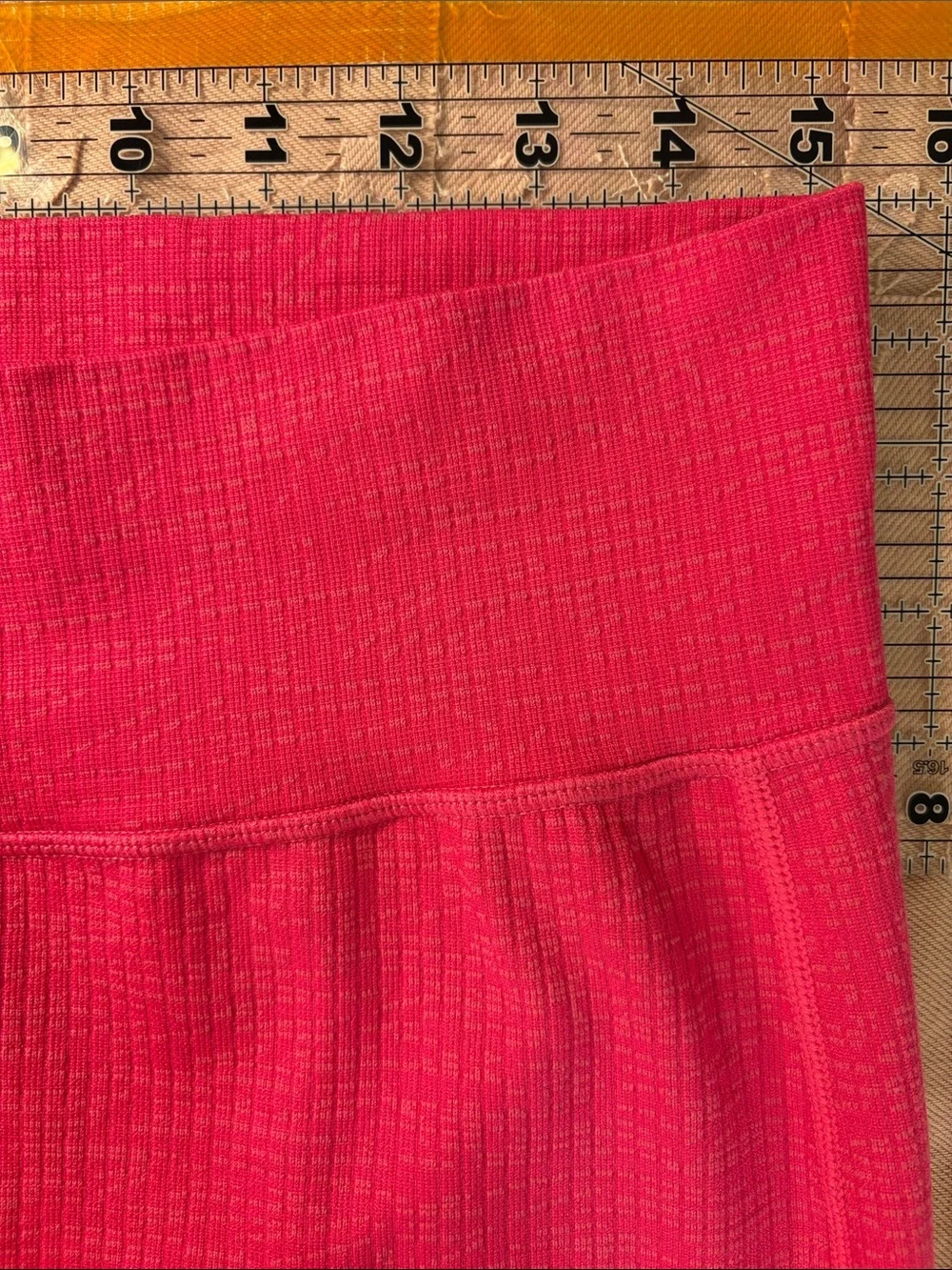 JoyLab - Hot Pink Ribbed Flare Leggings - Picture 8 of 8